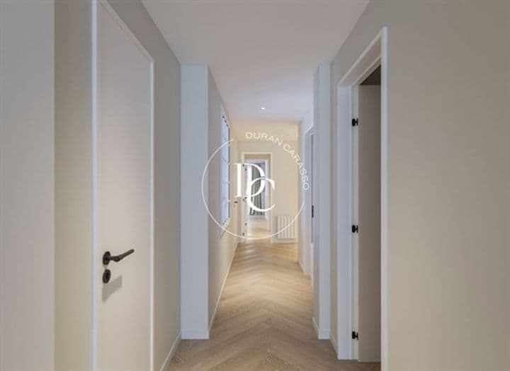 Apartment for sale in Barcelona, Spain - Image 7