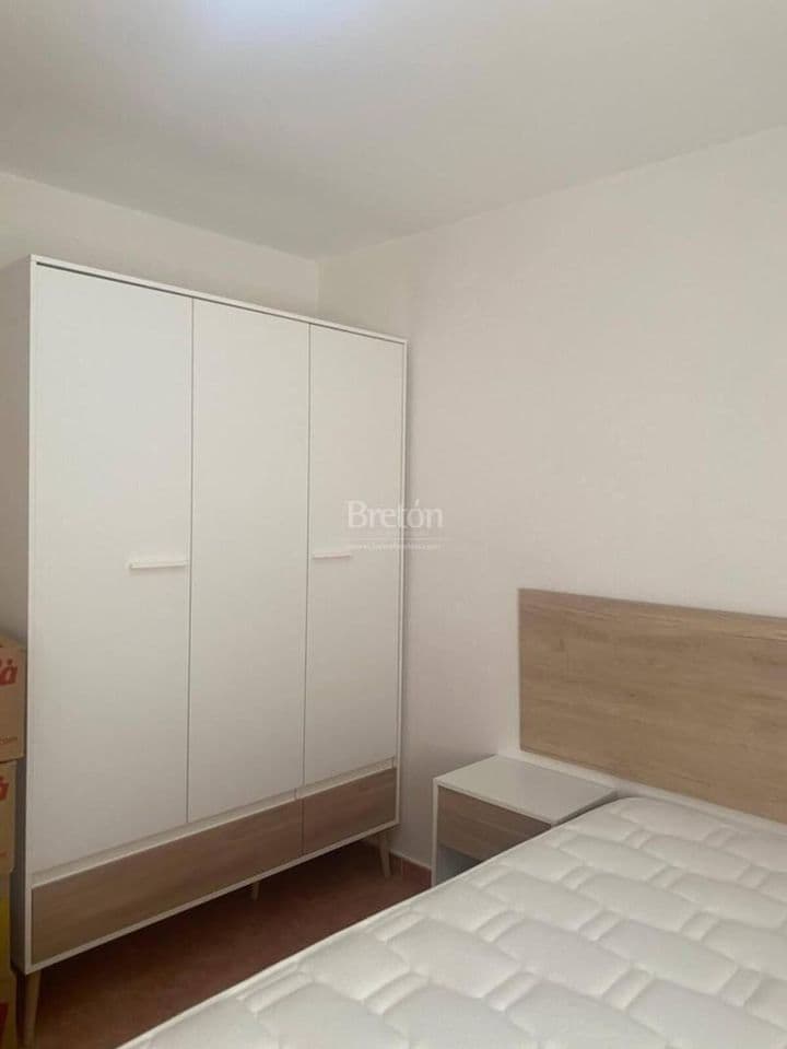 2 bedrooms apartment for rent in Universidad, Spain - Image 10