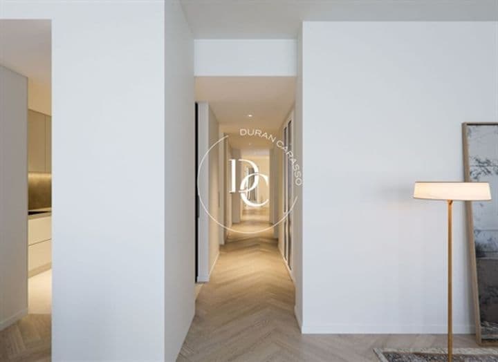 Apartment for sale in Barcelona, Spain - Image 4