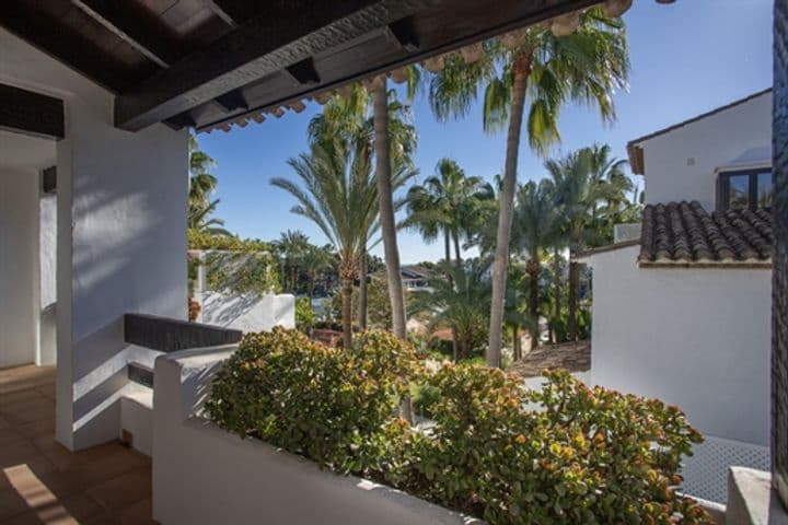 4 bedrooms apartment for sale in Marbella, Spain - Image 3