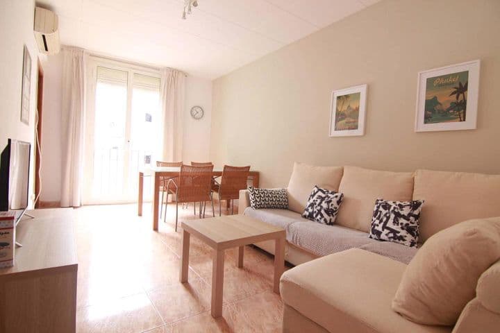 2 bedrooms apartment for rent in Ciutat Vella, Spain - Image 2