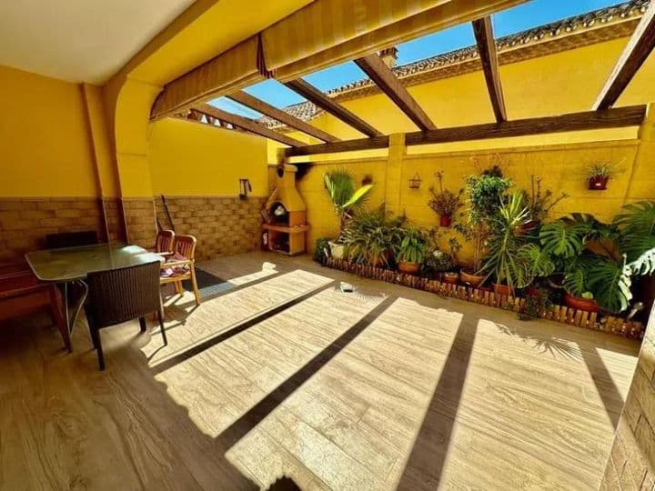 4 bedrooms house for sale in Estepona, Spain - Image 3