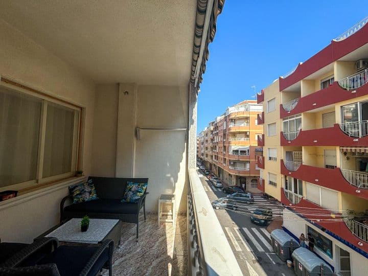 2 bedrooms apartment for rent in Avenida Habaneras - Curva de Palangre, Spain - Image 2