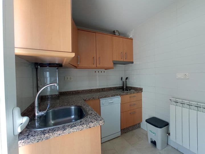 1 bedroom apartment for rent in Granada, Spain - Image 12