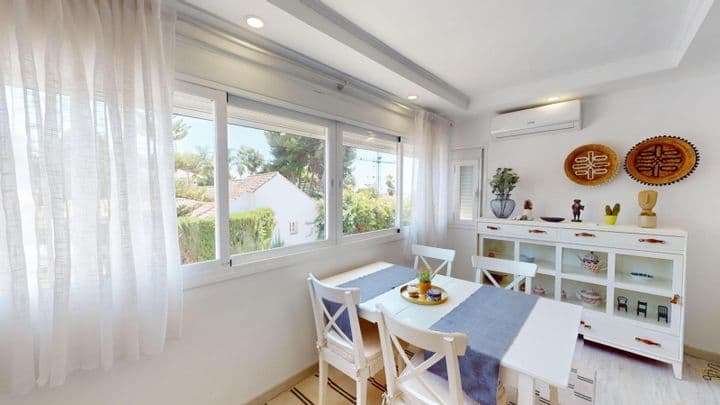 2 bedrooms apartment for rent in Estepona, Spain - Image 3