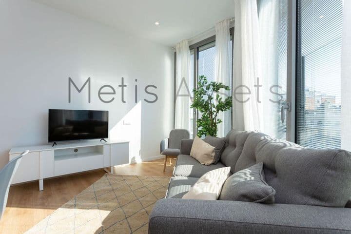 2 bedrooms apartment for rent in Dreta de lEixample, Spain - Image 3