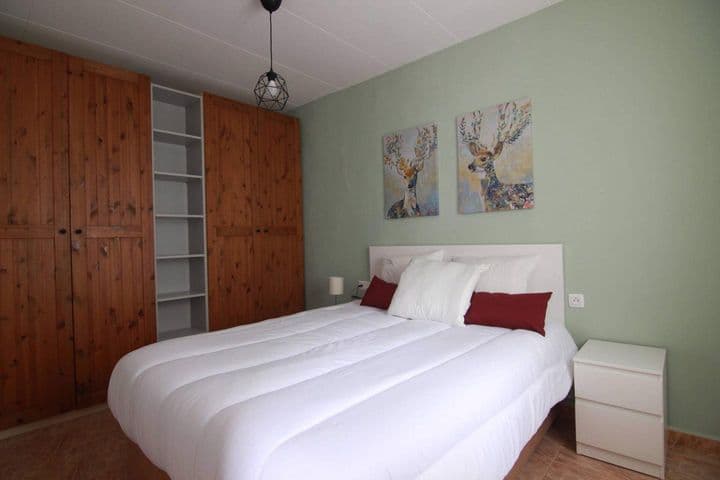 2 bedrooms apartment for rent in Ciutat Vella, Spain - Image 8