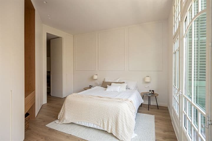 3 bedrooms apartment for sale in Barcelona, Spain - Image 3