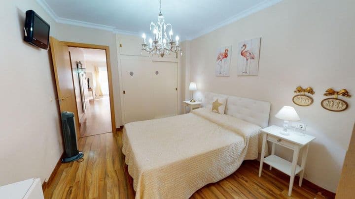 2 bedrooms apartment for rent in Los Boliches, Spain - Image 7