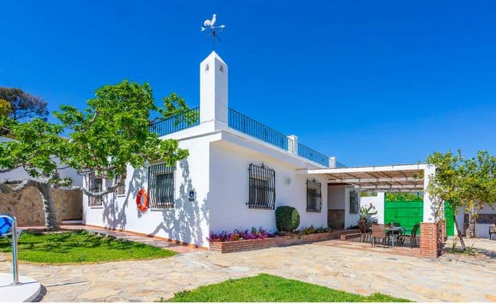 4 bedrooms house for rent in Avda Pescia - Ctra de Frigiliana, Spain - Image 3