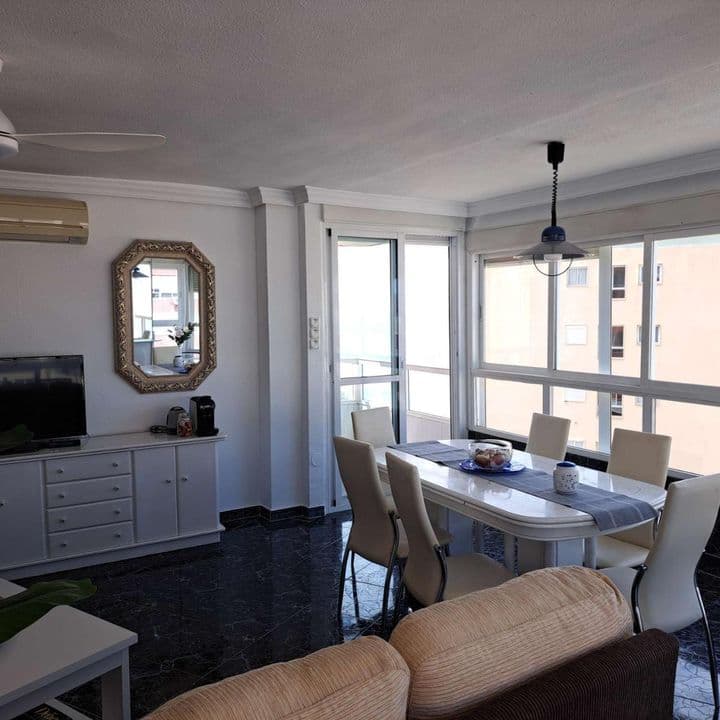 2 bedrooms apartment for rent in Centro Internacional, Spain - Image 7