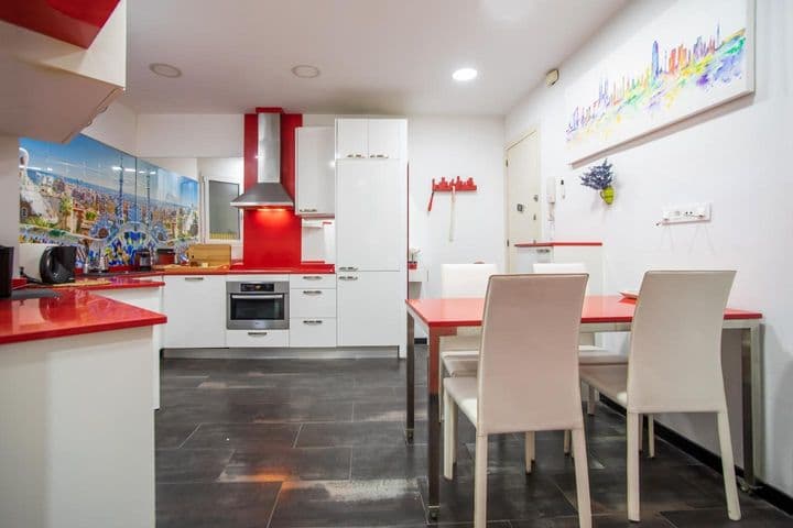 2 bedrooms apartment for rent in Sant Antoni, Spain - Image 7