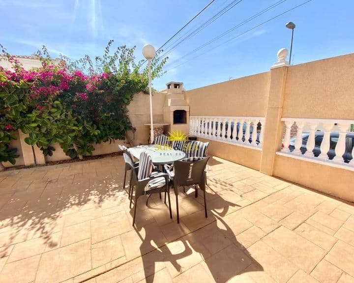 1 bedroom apartment for rent in Nueva Torrevieja, Spain - Image 2