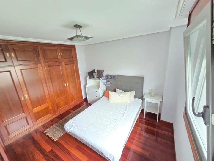 1 bedroom apartment for sale in Vigo, Spain - Image 9