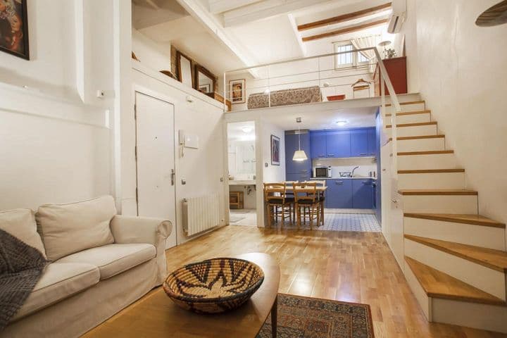 1 bedroom apartment for rent in Gotic, Spain - Image 4