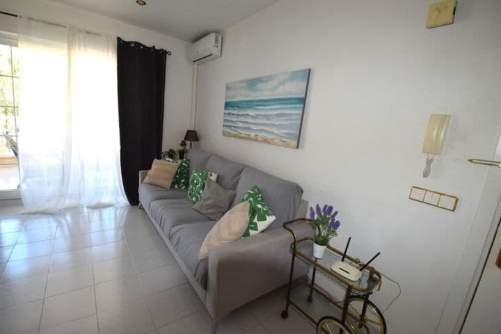 2 bedrooms apartment for rent in Guardamar del Segura, Spain - Image 9