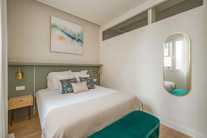 1 bedroom apartment for sale in Salamanca, Spain - Image 2