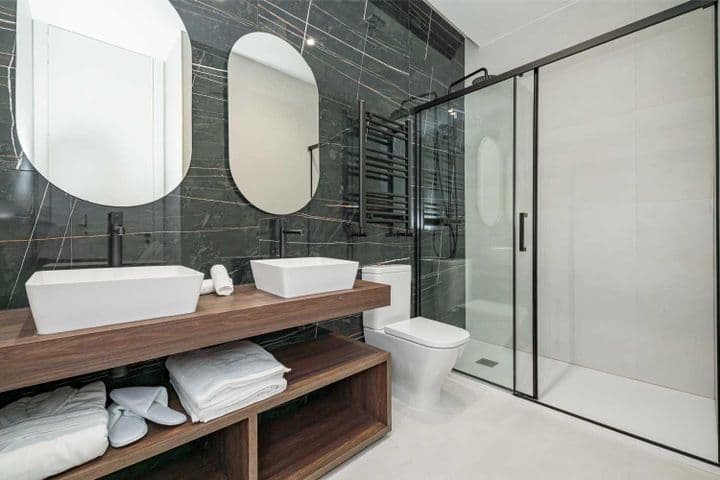 4 bedrooms apartment for sale in Salamanca, Spain - Image 7