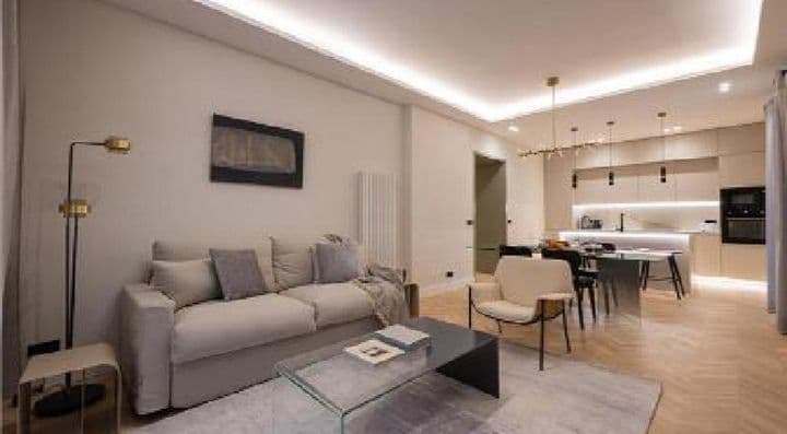 2 bedrooms apartment for sale in Centro, Spain