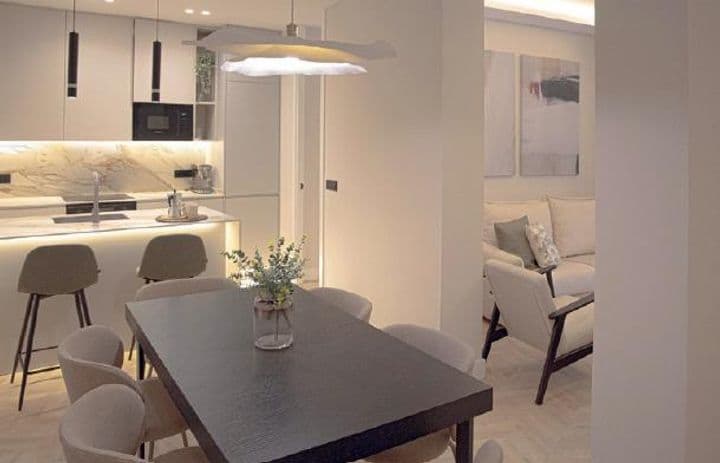 2 bedrooms apartment for sale in Centro, Spain