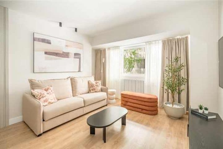 2 bedrooms apartment for sale in Salamanca, Spain - Image 3