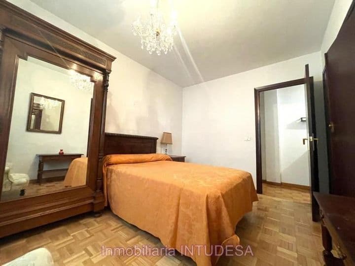 4 bedrooms apartment for rent in Tudela, Spain - Image 8