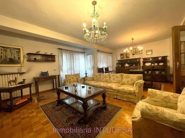 4 bedrooms apartment for rent in Tudela, Spain - Image 2