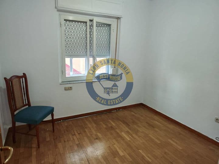 3 bedrooms apartment for rent in Leon, Spain - Image 12