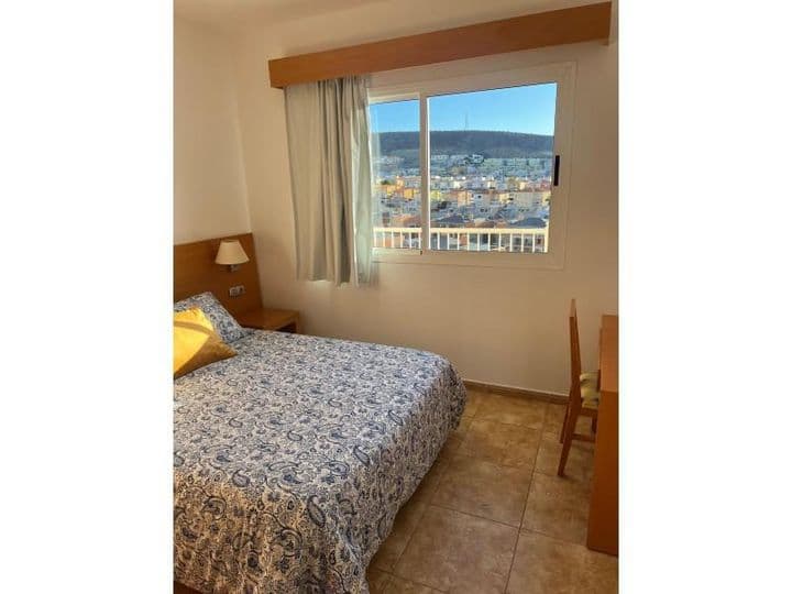 2 bedrooms apartment for rent in Mogan, Spain - Image 11