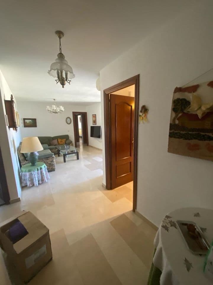 3 bedrooms apartment for rent in Torremolinos, Spain - Image 4