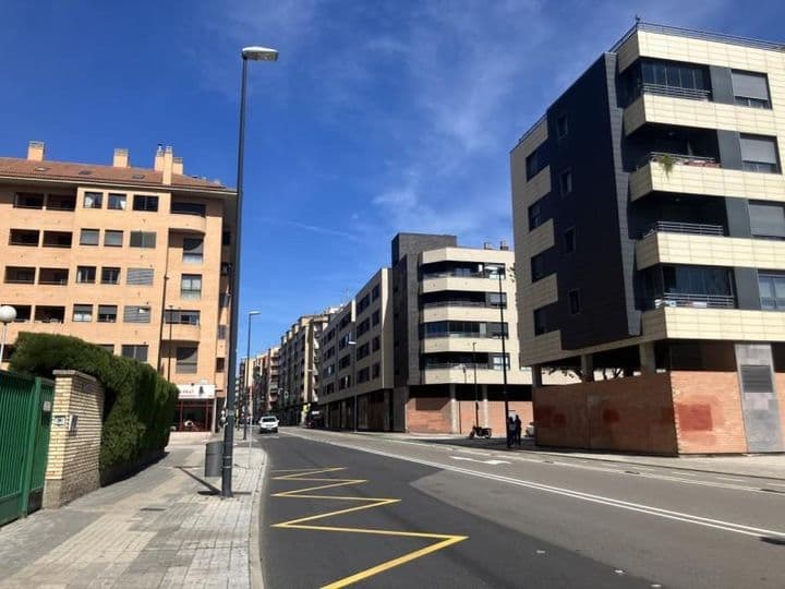 3 bedrooms apartment for rent in Zaragoza, Spain