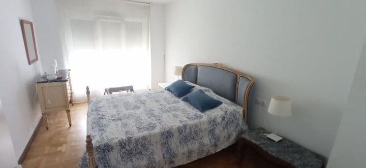 2 bedrooms apartment for rent in Gijon, Spain - Image 5