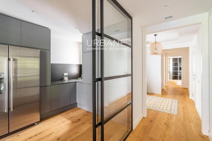 2 bedrooms apartment for rent in Barcelona, Spain - Image 6