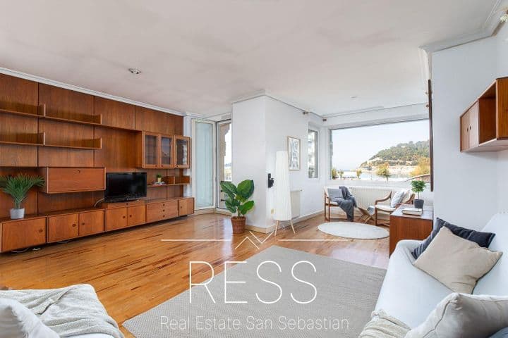 4 bedrooms apartment for sale in Donostia-San Sebastian, Spain - Image 4