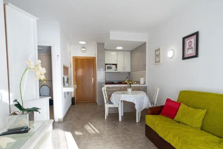 1 bedroom apartment for rent in Parque de la Paloma, Spain - Image 9