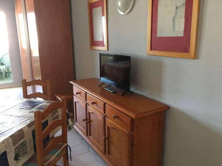 Apartment for rent in Parque de la Paloma, Spain - Image 8