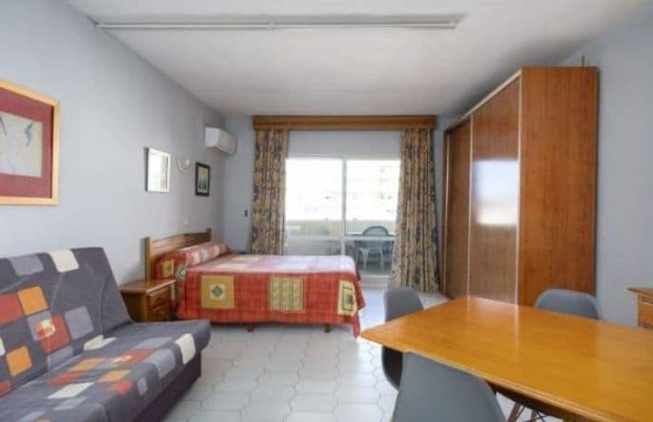 Apartment for rent in Parque de la Paloma, Spain - Image 4