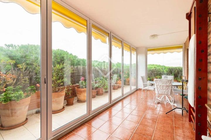 4 bedrooms apartment for rent in Gava, Spain - Image 4