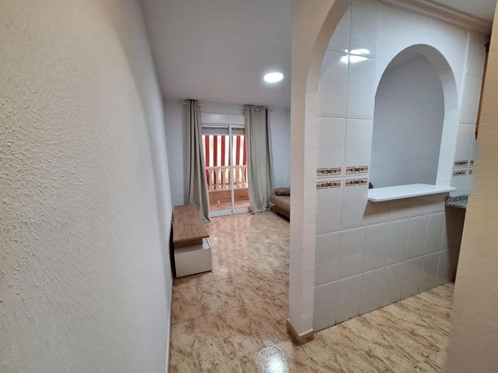 2 bedrooms apartment for rent in Playa del Cura, Spain - Image 8