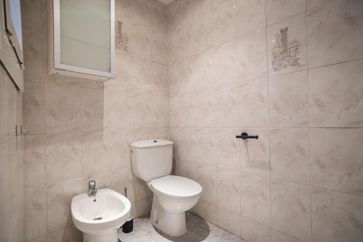 1 bedroom apartment for rent in Sants-Montjuic, Spain - Image 11