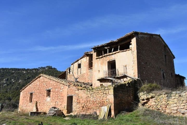 House for sale in Matarrana, Spain