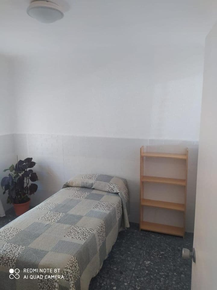 3 bedrooms apartment for rent in Granada, Spain - Image 3
