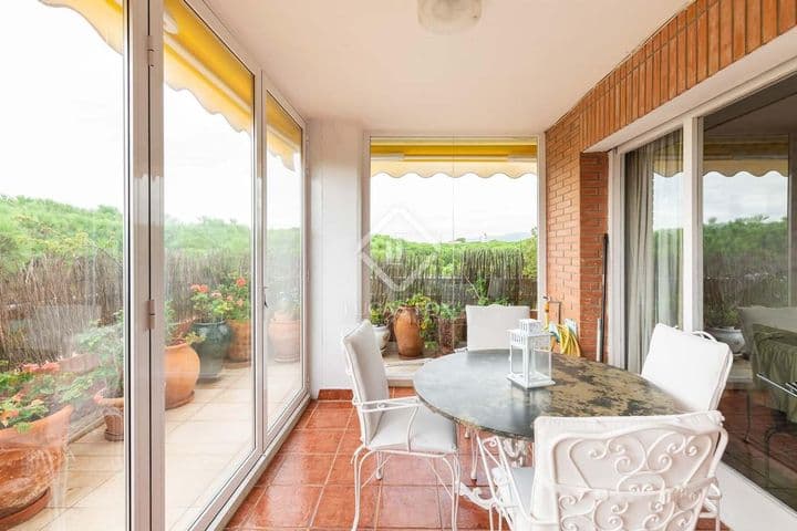 4 bedrooms apartment for rent in Gava, Spain - Image 3