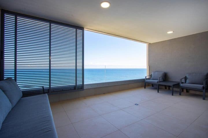 3 bedrooms apartment for rent in Punta Prima, Spain - Image 9