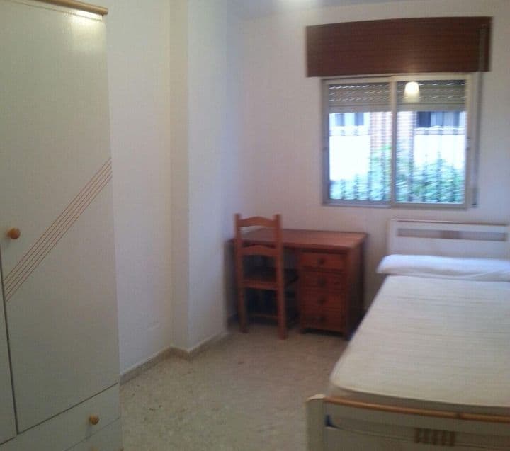 4 bedrooms apartment for rent in Beiro, Spain - Image 8