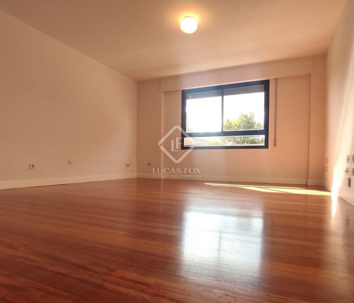 2 bedrooms apartment for rent in Madrid, Spain - Image 8