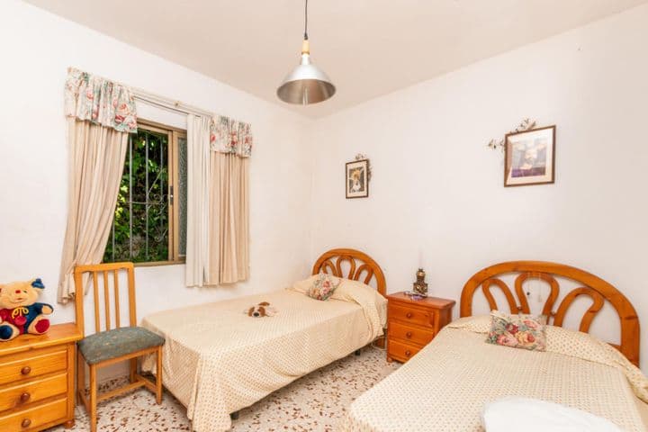 3 bedrooms house for sale in Estepona, Spain - Image 9