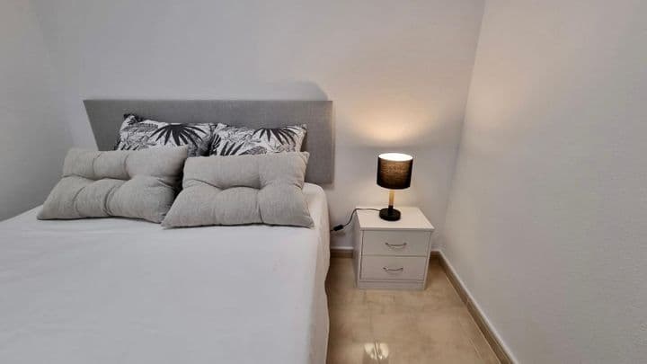 2 bedrooms apartment for rent in Nueva Torrevieja, Spain - Image 8