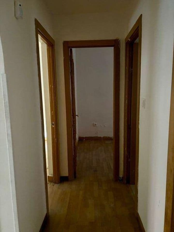 2 bedrooms apartment for sale in Ciudad Lineal, Spain - Image 10