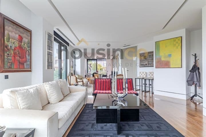 3 bedrooms apartment for sale in Madrid, Spain - Image 3